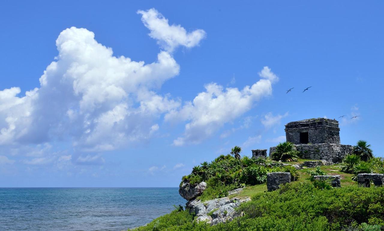 Weary Traveler Hostel Tulum Exterior photo