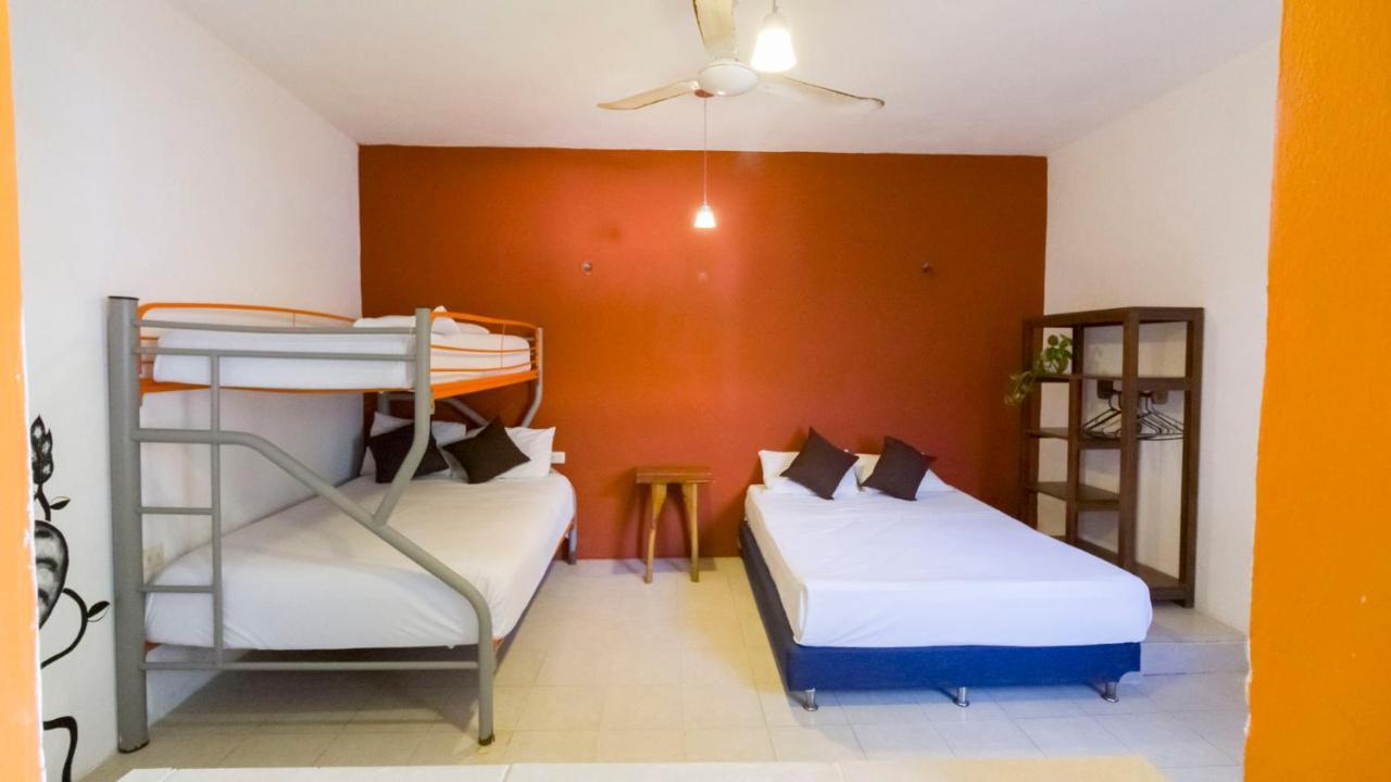 Weary Traveler Hostel Tulum Exterior photo